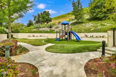 343 Avenida De Royale, Thousand Oaks, CA 91362 - Photo 29