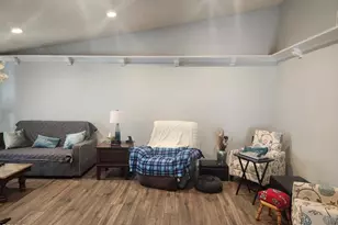 2267 Calle Bellota, Camarillo, CA 93010 - Photo 19