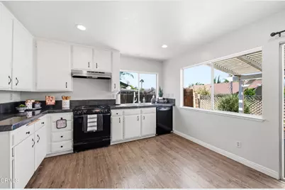 2079 Covington Avenue, Simi Valley, CA 93065 - Photo 13