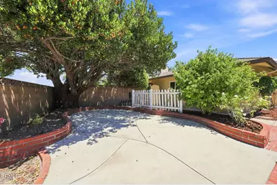 8440 Medford Street, Ventura, CA 93004 - Photo 41