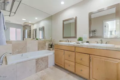 2431 Victoria Avenue, Oxnard, CA 93035 - Photo 31
