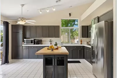 2581 Lake Drive, Oxnard, CA 93036 - Photo 21