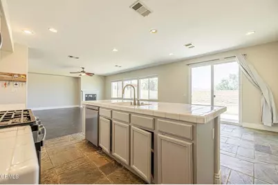 43651 Tahoe Way, Lancaster, CA 93536 - Photo 21