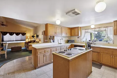 1363 Sterling Drive, Thousand Oaks, CA 91360 - Photo 7