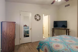 2751 Sierra Madre Ct, Selma, CA 93662 - Photo 19