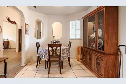 2751 Sierra Madre Court, Selma, CA 93662 - Photo 9