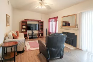 2751 Sierra Madre Ct, Selma, CA 93662 - Photo 3