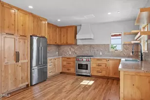 622 South Evergreen Dr Dr, Ventura, CA 93003 - Photo 19