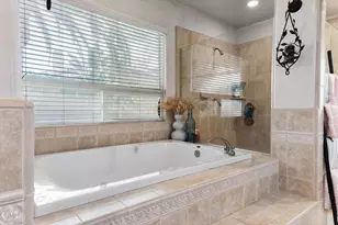3010 Redwood Forest Dr, Bakersfield, CA 93314 - Photo 29