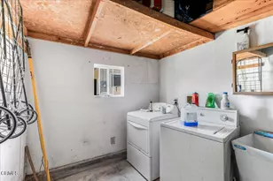 129 S Olive St, Santa Paula, CA 93060 - Photo 23