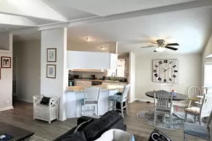 27 Copland Cir, Ventura, CA 93003 - Photo 5