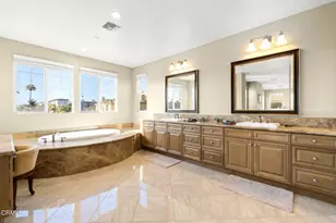 3927 W Hemlock St, Oxnard, CA 93035 - Photo 29