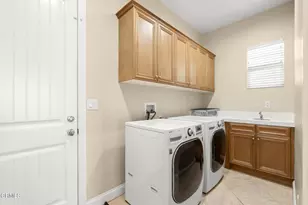 3927 W Hemlock St, Oxnard, CA 93035 - Photo 37