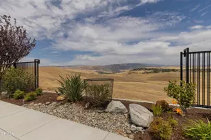 6909 Aquamarine Dr, Bakersfield, CA 93306 - Photo 7