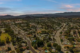 817 Benson Way, Thousand Oaks, CA 91360 - Photo 31