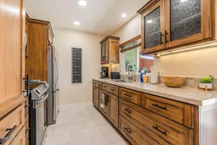 24 W Fiesta Green, Port Hueneme, CA 93041 - Photo 13