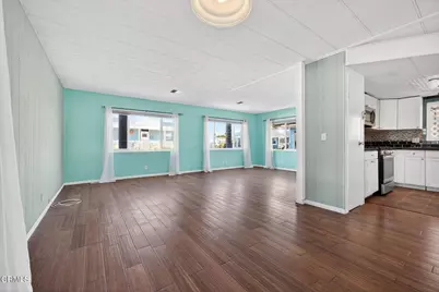 5540 W 5th Street #111, Oxnard, CA 93035 - Photo 9