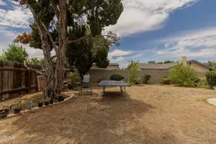 6309 Edgemont Dr, Bakersfield, CA 93309 - Photo 39