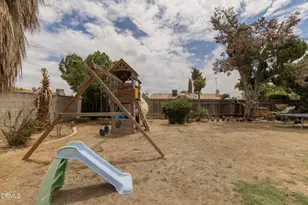 6309 Edgemont Dr, Bakersfield, CA 93309 - Photo 35