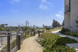 1230 E Thompson Blvd, Ventura, CA 93001 - Photo 41