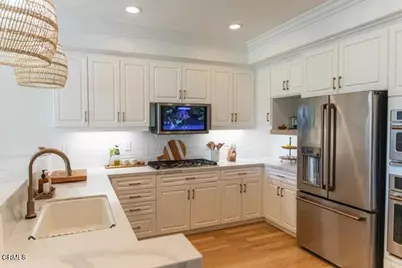 2802 Golf Villa Way, Camarillo, CA 93010 - Photo 17