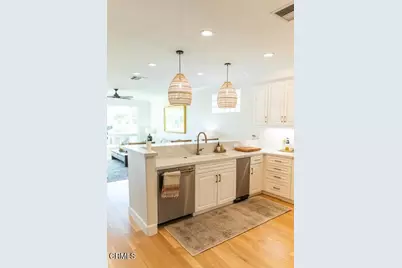 2802 Golf Villa Way, Camarillo, CA 93010 - Photo 15