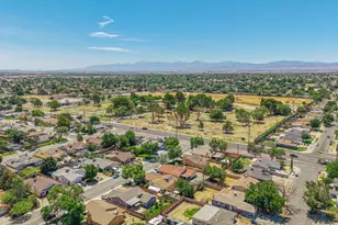44846 Andale Ave, Lancaster, CA 93535 - Photo 37