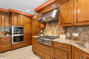5742 Tanner Ridge Ave, Westlake Village, CA 91362 - Photo 17