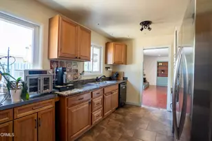 2547 Dumetz St, Camarillo, CA 93010 - Photo 11