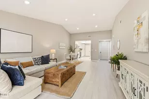 35124 Village, Camarillo, CA 93012 - Photo 13