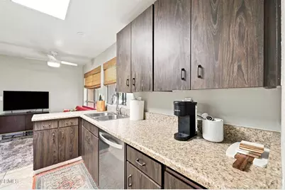 7139 Village 7, Camarillo, CA 93012 - Photo 9