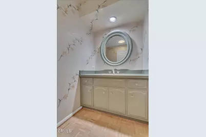 11923 Brentwood Grove Drive, Los Angeles, CA 90049 - Photo 37