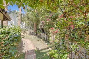 11923 Brentwood Grove Dr, Los Angeles, CA 90049 - Photo 39