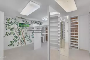 11923 Brentwood Grove Dr, Los Angeles, CA 90049 - Photo 29