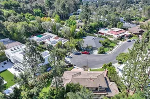 11923 Brentwood Grove Dr, Los Angeles, CA 90049 - Photo 3
