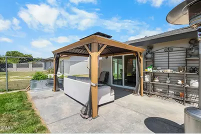 817 N Calle La Sombra, Camarillo, CA 93010 - Photo 37