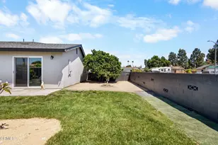 817 N Calle La Sombra, Camarillo, CA 93010 - Photo 41