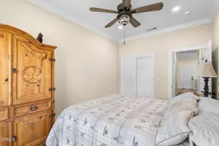 817 N Calle La Sombra, Camarillo, CA 93010 - Photo 27