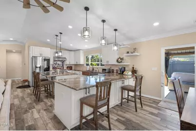 817 N Calle La Sombra, Camarillo, CA 93010 - Photo 17