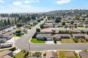 817 N Calle La Sombra, Camarillo, CA 93010 - Photo 3