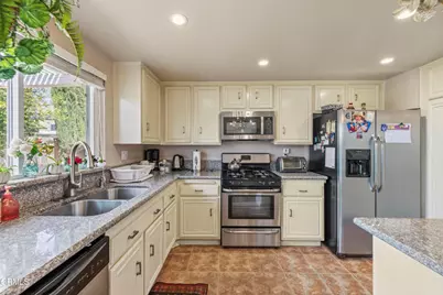 1855 Alscot Avenue, Simi Valley, CA 93063 - Photo 11