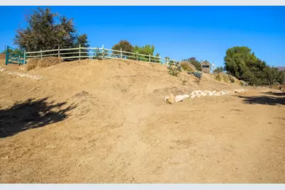 320 N Barbara Street, Ojai, CA 93023 - Photo 33