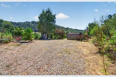 320 N Barbara Street, Ojai, CA 93023 - Photo 5