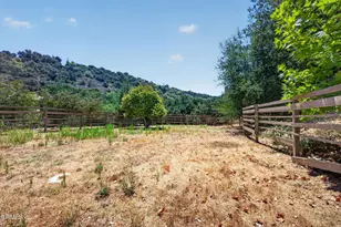 320 N Barbara St, Ojai, CA 93023 - Photo 51