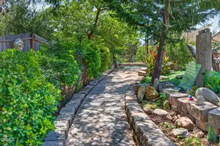 320 N Barbara St, Ojai, CA 93023 - Photo 47