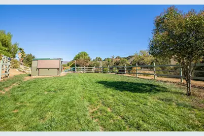 320 N Barbara Street, Ojai, CA 93023 - Photo 17