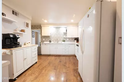 4212 Village 4, Camarillo, CA 93012 - Photo 11