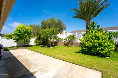 2105 Lanyard Way, Oxnard, CA 93035 - Photo 23