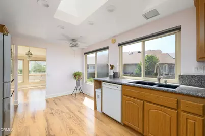 30003 Village 30, Camarillo, CA 93012 - Photo 17