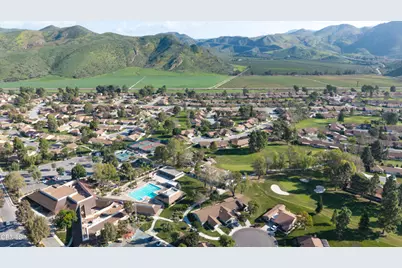 39032 Village 39, Camarillo, CA 93012 - Photo 45